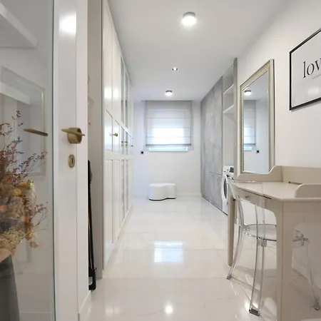 Apartamento Stellazara Luxury Residence, New, Sea View, Center