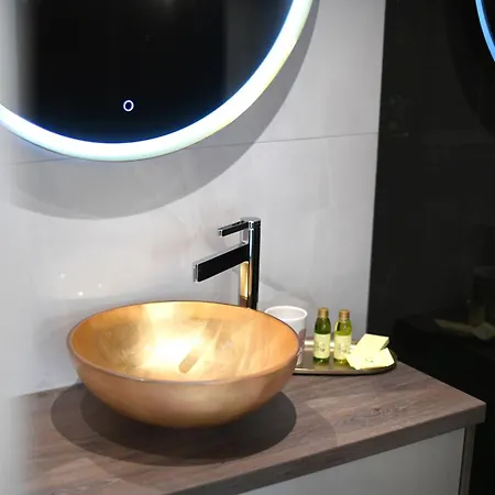 Stellazara Luxury Residence, New, Sea View, Center Apartament *