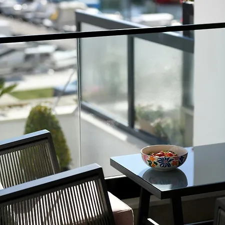 アパート Stellazara Luxury Residence, New, Sea View, Center *