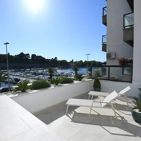 Stellazara Luxury Residence, New, Sea View, Center * ザダル